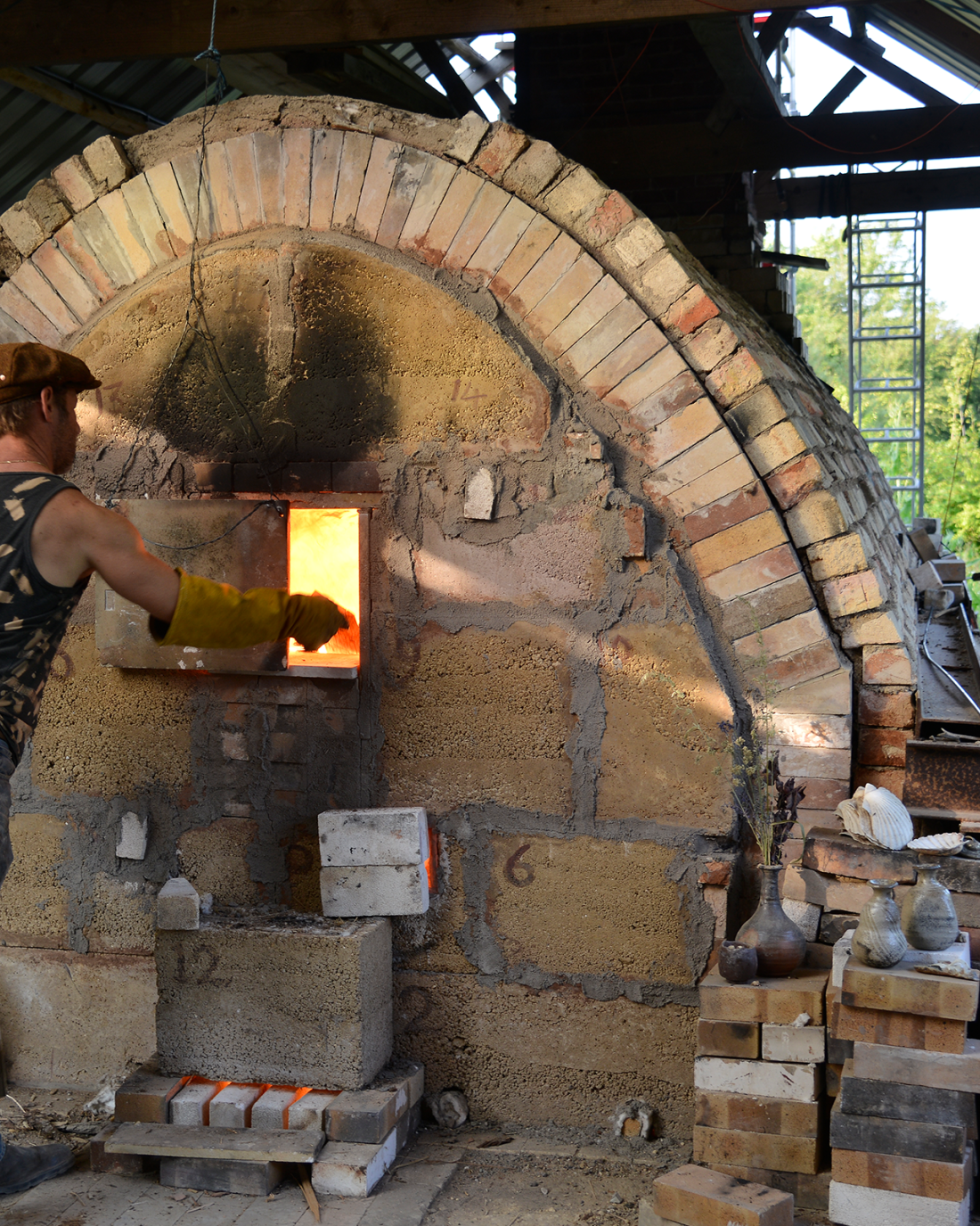 Firing the Whichford Woodfired Kiln 